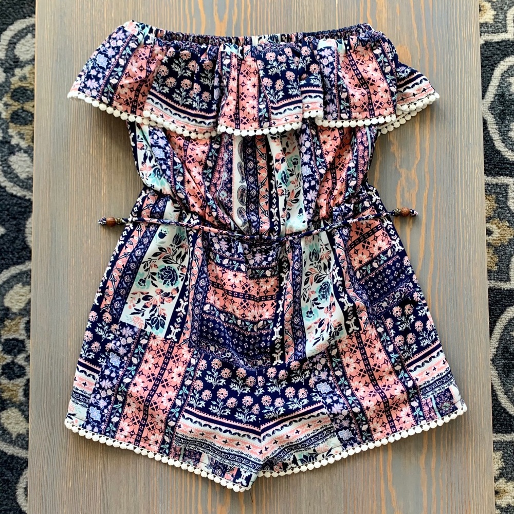 Jolt Boho Ruffle Patchwork Print Romper Size XS